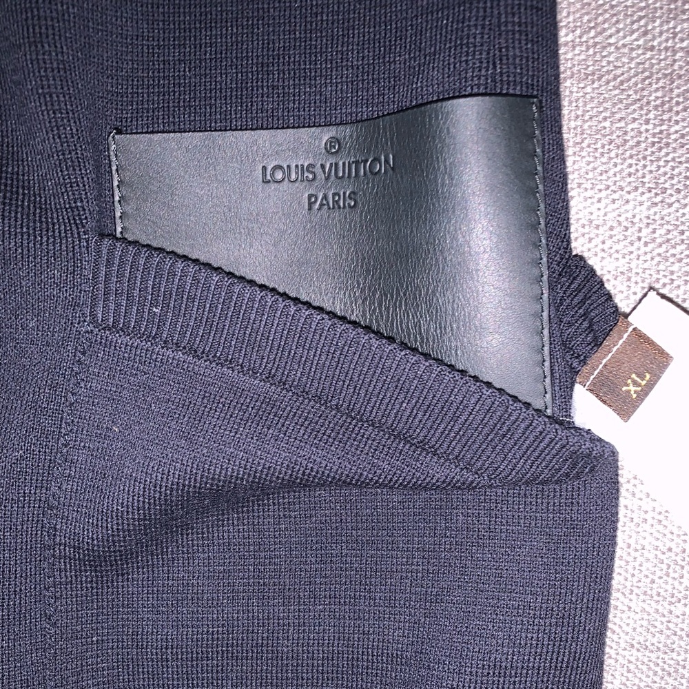 Louis Vuitton Men’s Lightweight Blazer - Picture 6 of 6